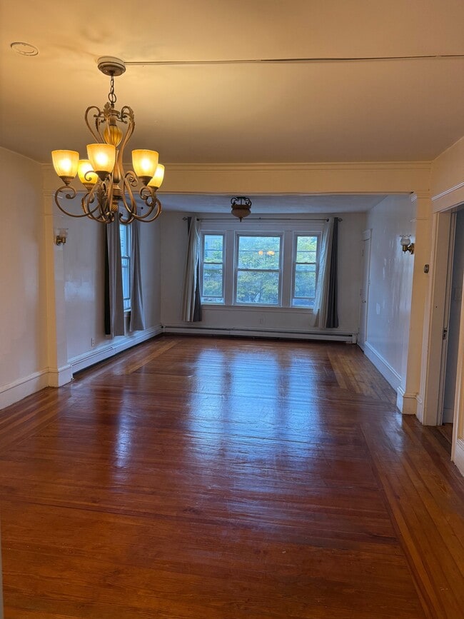 108 Alice Ave Unit 1