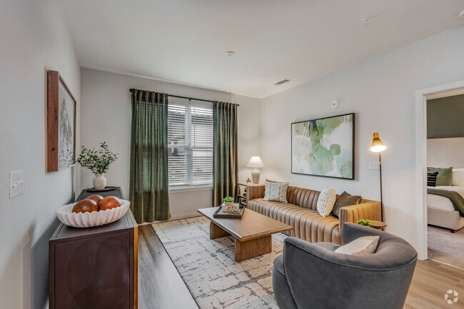 2BR, 2BA - 1,206SF - Living Room - Perimeter Pointe
