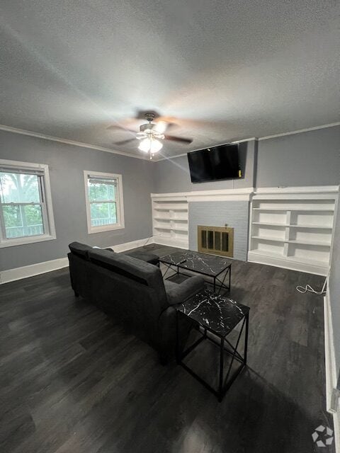 Building Photo - 1526 E Genesee St Unit Apt 2