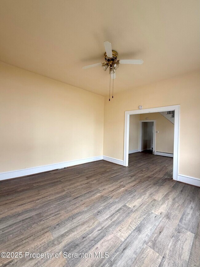 Photo - 44 Cleveland St