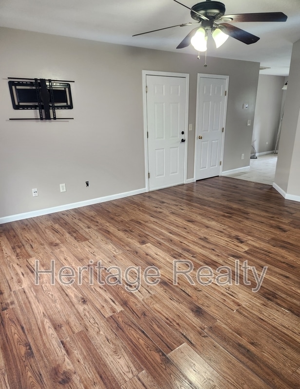 Photo - 4820 Poplar Crest Way