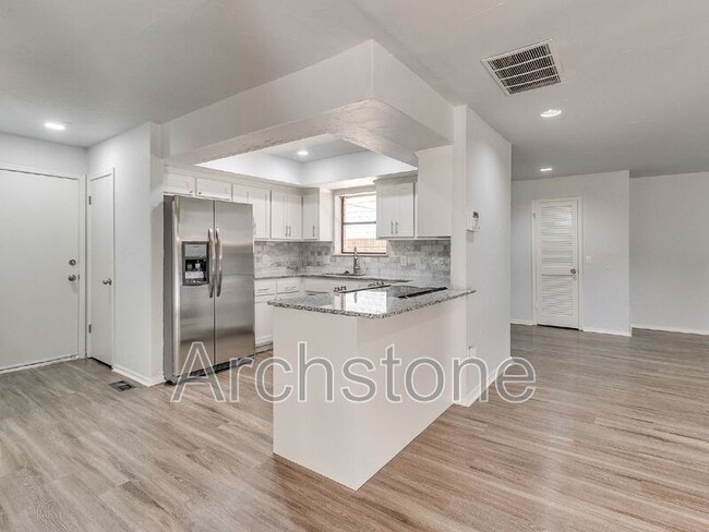 Photo - 3225 Castle Rock Rd