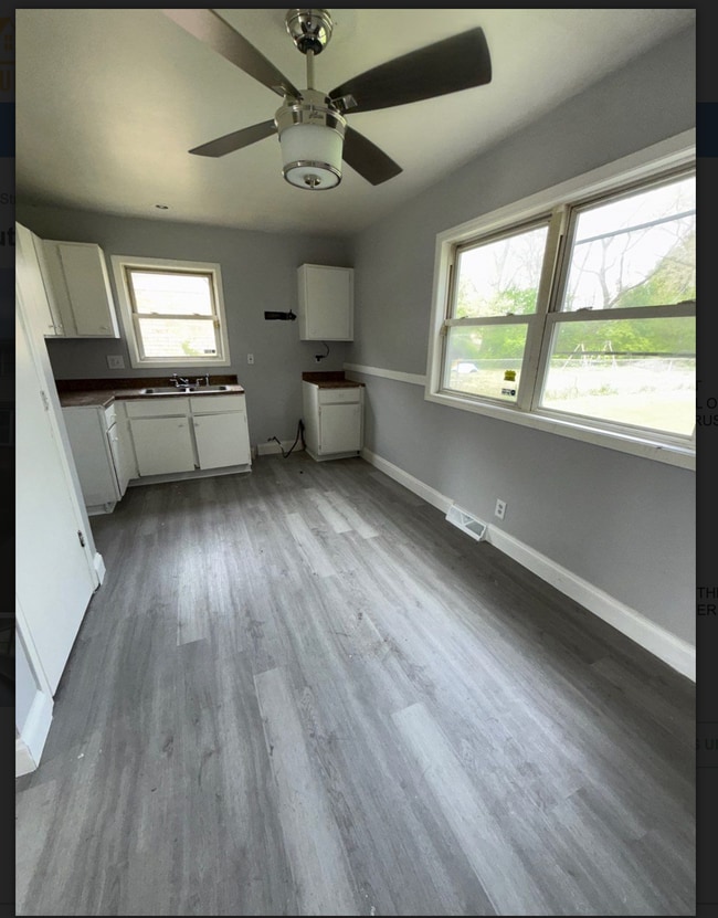 Photo - 1221 Chestnut St