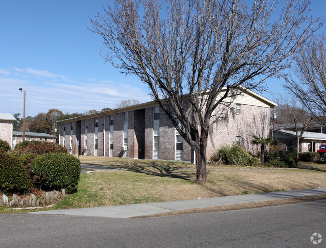 Building Photo - Waters at West Ashley Rental