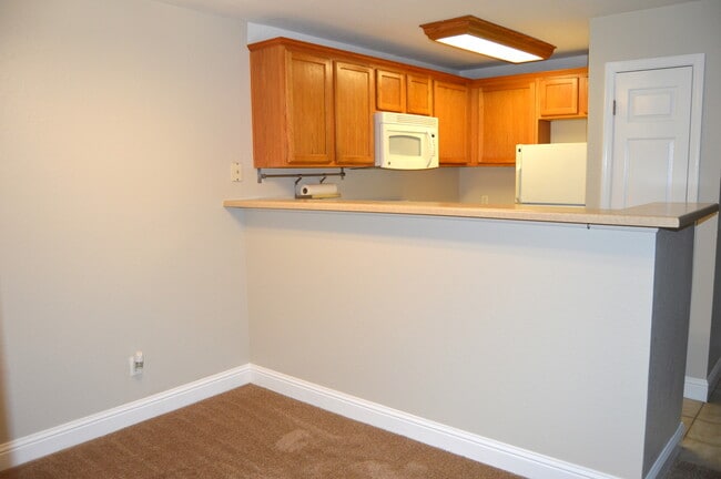 Photo - MOVE IN READY!! 1 Bedroom 1 Bath in Villa Borgata