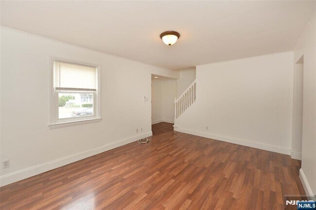 Photo - 3-11 Lyons Avenue Unit 1X