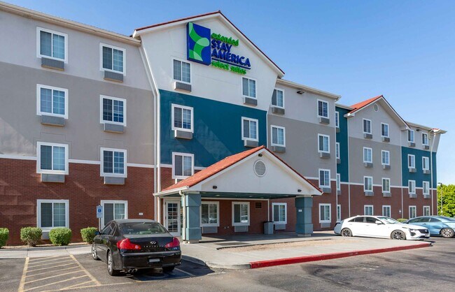 Furnished Studio-Phoenix - North