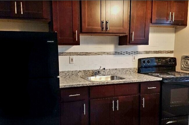 Photo - Pinewood Estates