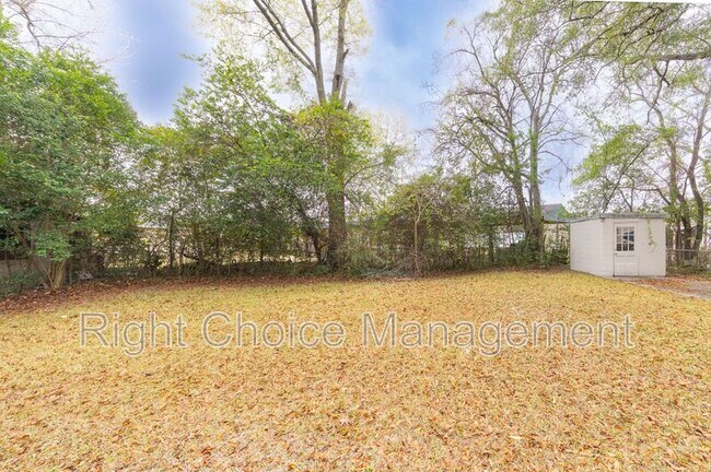 Photo - 519 Parkchester Dr