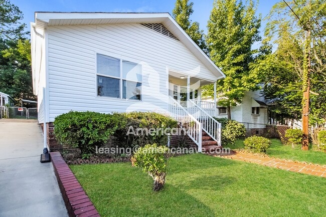 Photo - 2442 Earl St