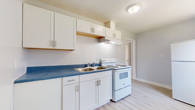 Photo - Two bedroom apartment for $1199 per month ... Unit 4552 Helena Street