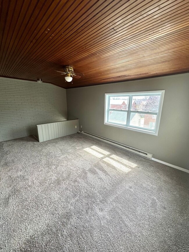 Photo - 1128-1130 State St. Unidad 1128 1/2 State St.