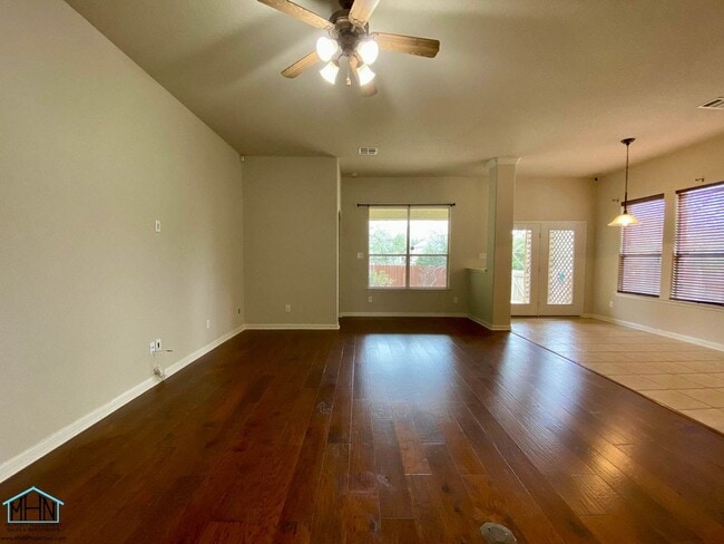 Photo - LARGE 3-bed, 2-bath single story in the NW...