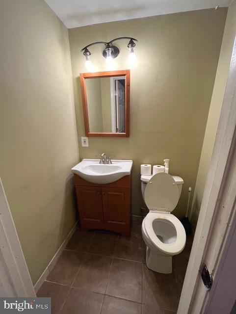Photo - 250 E 7th St