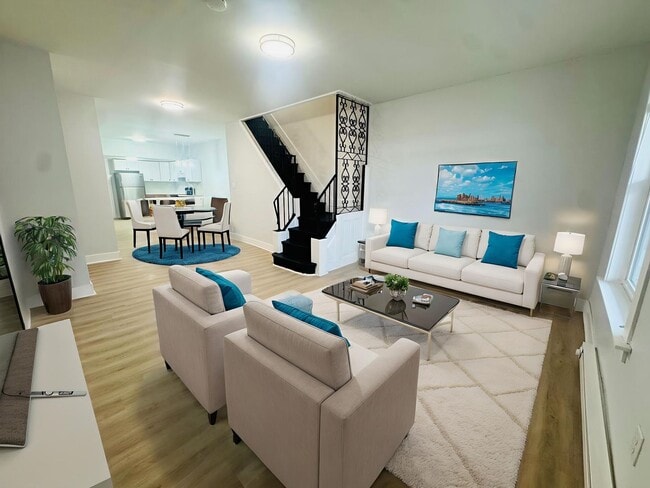 Building Photo - Beautiful 3b/1.5bth House ! Section 8 Only