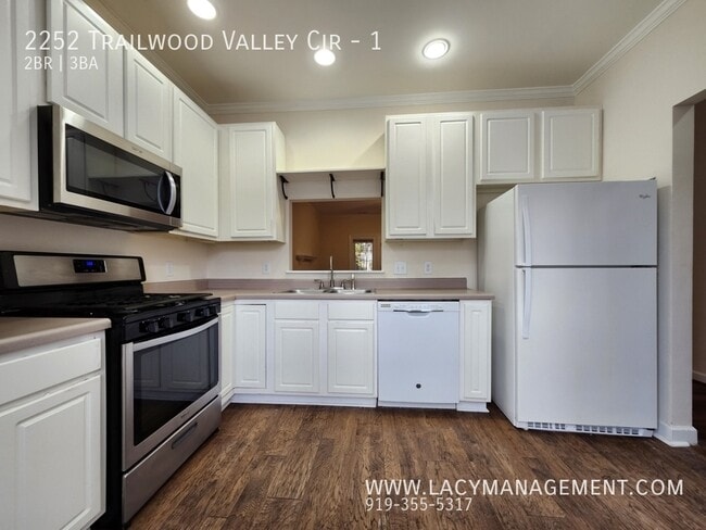 Photo - 2252 Trailwood Valley Cir