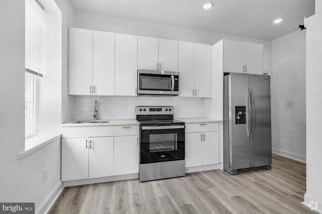 Building Photo - 2046 E Huntingdon St Unit 1R Rental