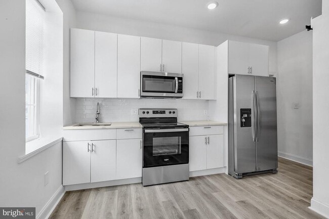 Photo - 2046 E Huntingdon St Apartment Unit 1R