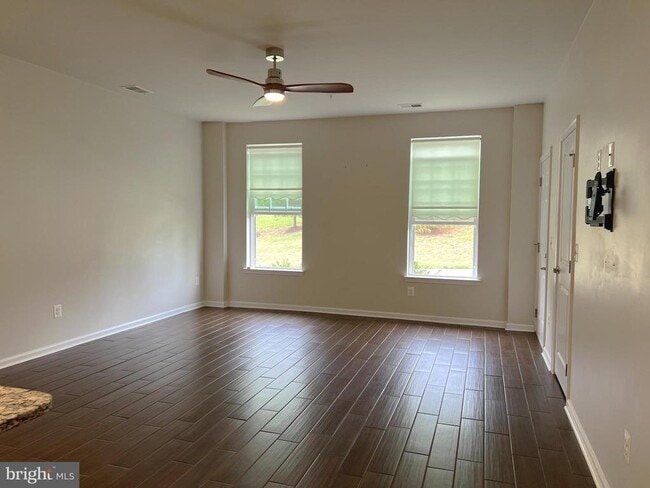 Building Photo - 3628 Briarwood Dr Rental