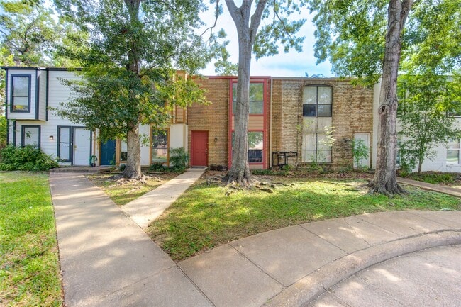 Photo - 2420 Miramar Ct Unit 2420