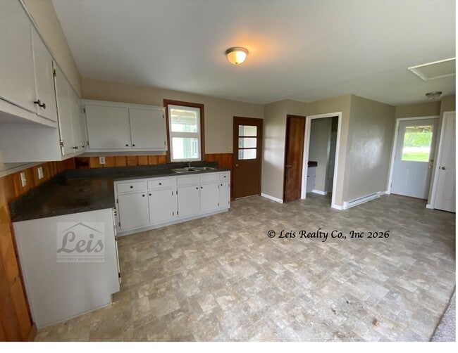 Photo - 7765 Childrens Home-Bradford Rd