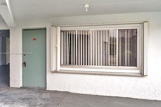 Photo - 2200 Springdale Blvd Unidad 110