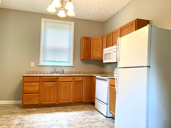 Photo - 839 Richardson St Apartment Unit C