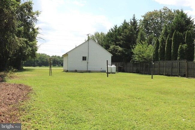 Photo - 392 Lafferty Ln