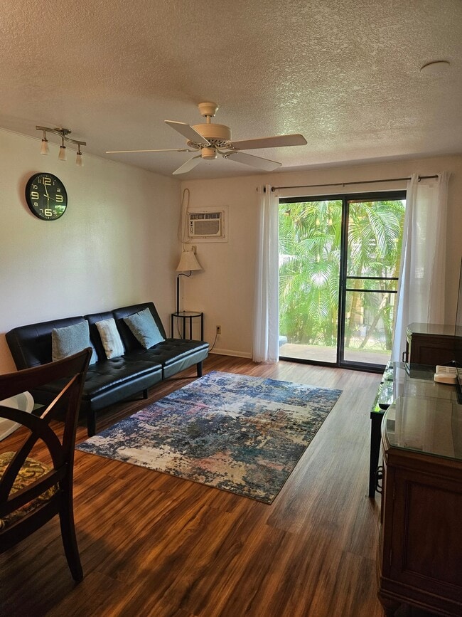 Building Photo - 2747 S Kihei Rd