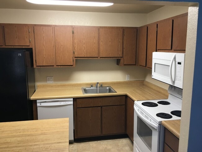 Photo - Super cute 2 Bed/2 Bath next to NAU! Laundry in unit!