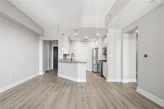 Photo - 222 12th St NE Unit 1404