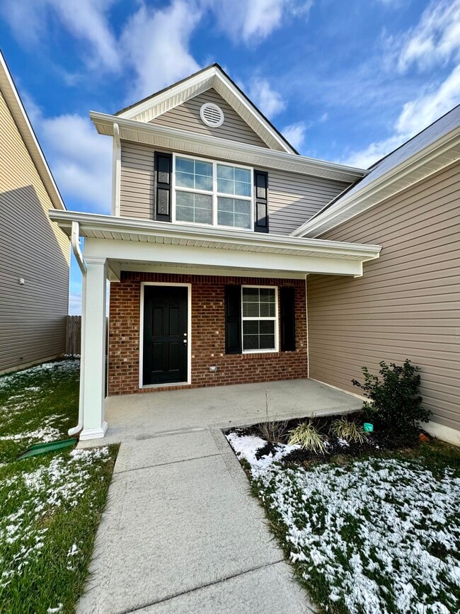 Photo - 2346 Huntly Pl