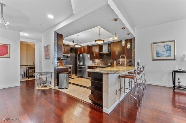 Photo - 1845 Les Chateaux Blvd Unidad 202