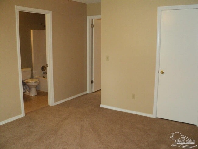 417 Oak Knoll Ln
