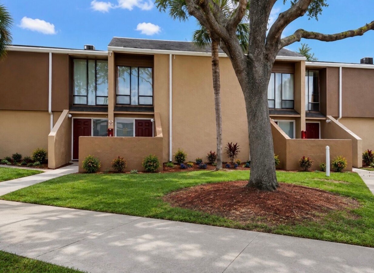 Photo - 260 W Van Fleet Dr
