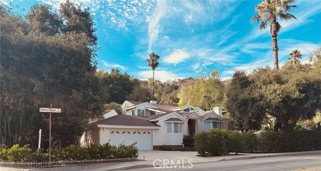 Building Photo - 2255 E Chevy Chase Dr Rental