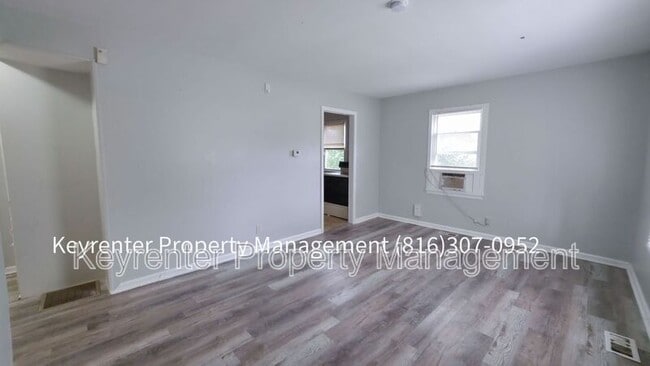 Photo - 5412 Indiana Ave