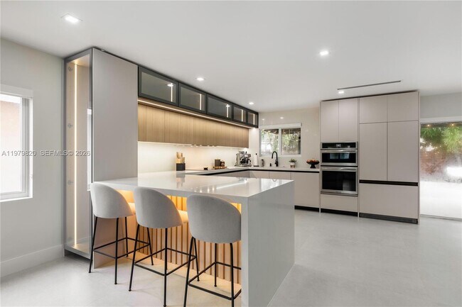 Photo - 8713 SW 214th St