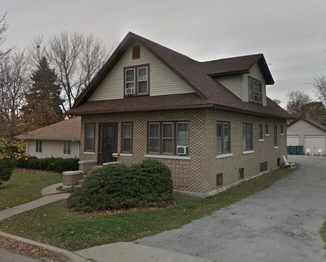 Photo - 1303 Dearborn St