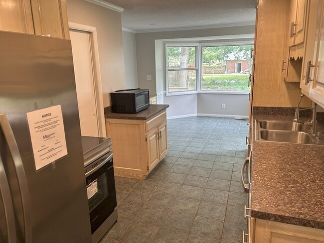 Photo - 4 Bed / 4 Bath House for Rent in Huntsville, AL 35803