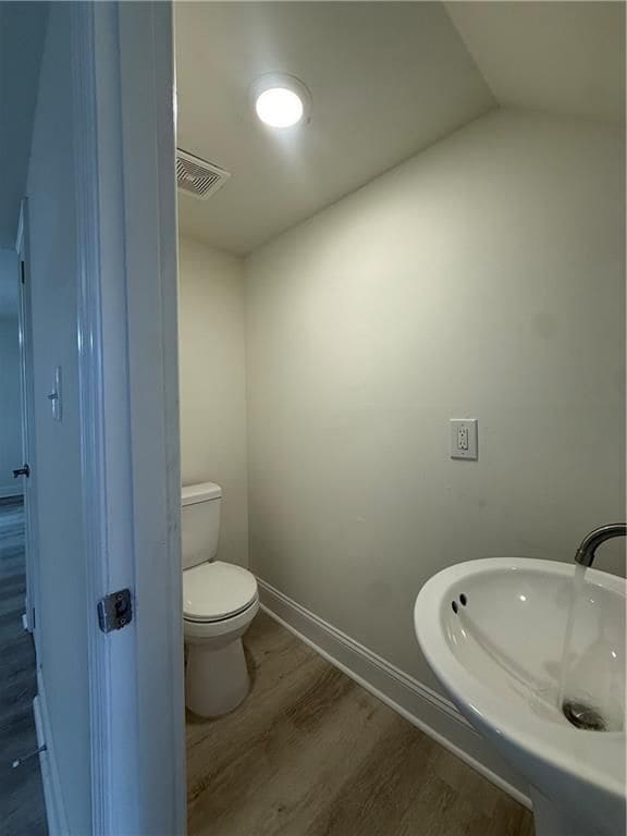Photo - 1161 Boulevard