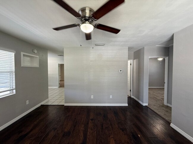 Photo - Available Now! Charming 3-Bedroom Home with Fenced Backyard in St. Petersburg!
