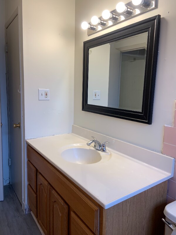 Photo - 100 Vana Dr Unit 1