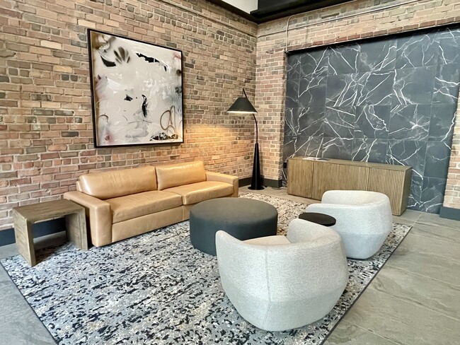 Photo - 1060 Worlds Fair Park Dr Unit 11