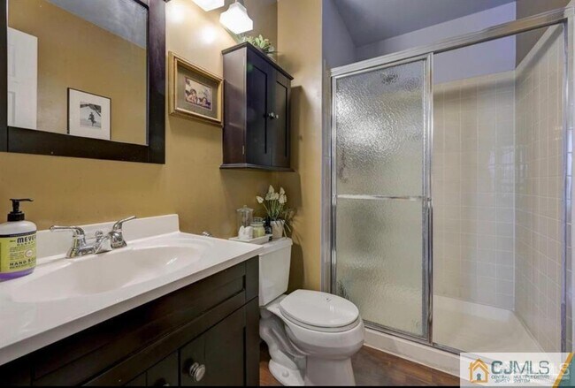 Photo - 3 Folkstone Ct