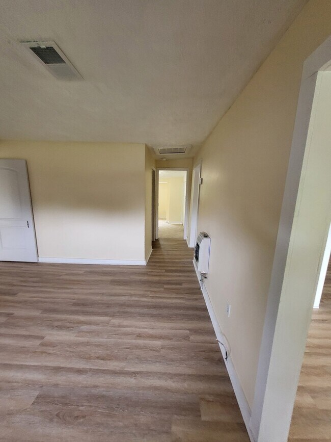 Photo - 1410 N 12th Ave