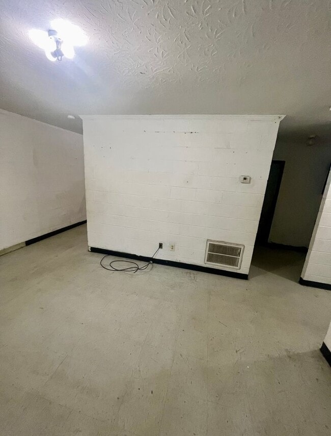 Photo - 386 E Gordon Ave Unit 386 E Gordon Ave