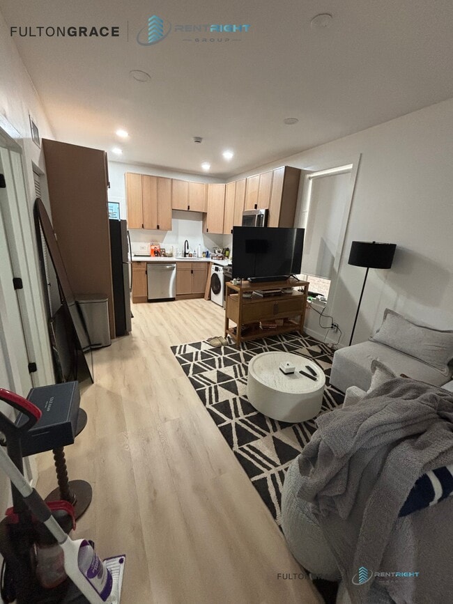 Photo - 1311 W Ohio St Unit 2R