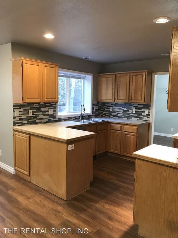 Photo - SE Bend 3 Bedroom, 2.5 Bath House, A/C, Gas Heat & Fireplace, Dbl Garage, Fenced Yard