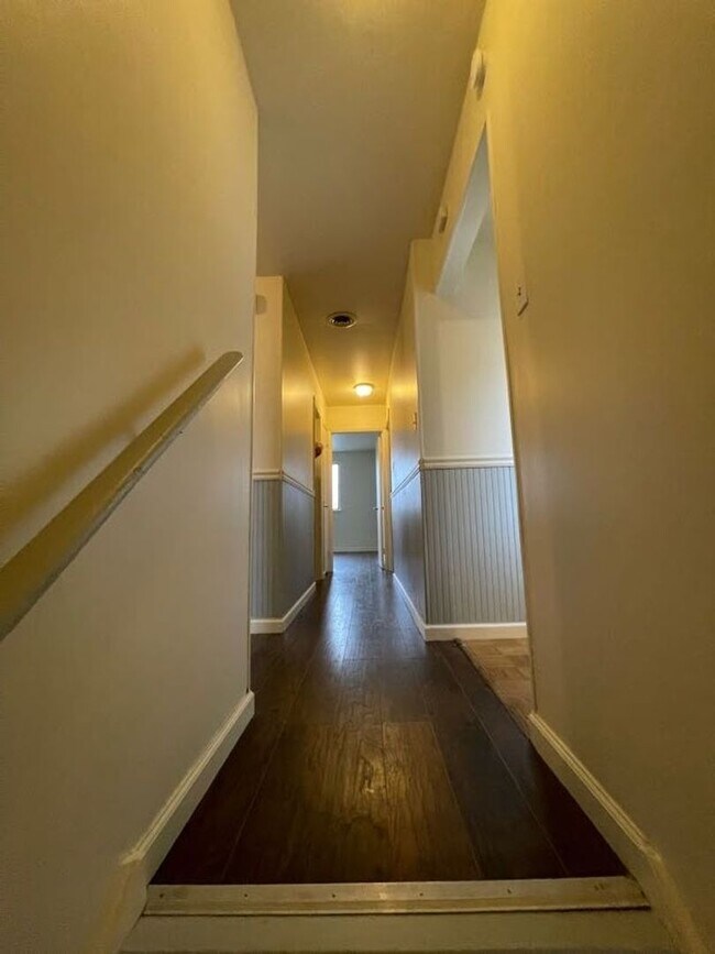 Photo - Recently updated Laurel Springs 2 bedroom ...